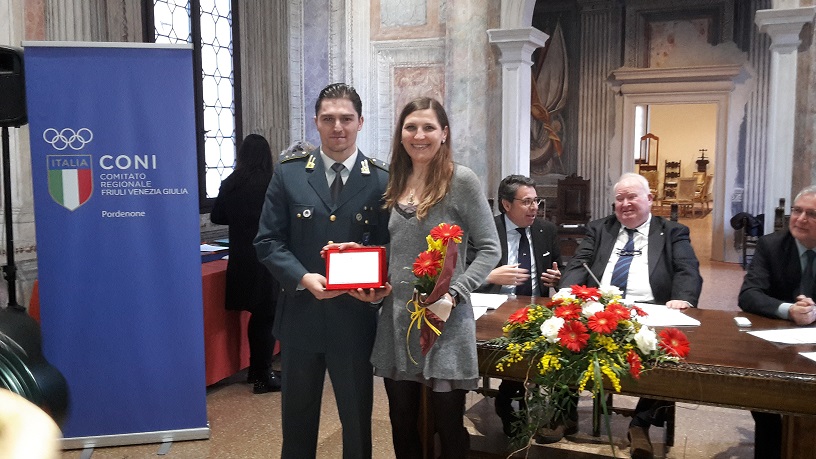 Elisabetta Villa premiata per i suoi meriti sportivi presso Palazzo Ragazzoni di Sacile