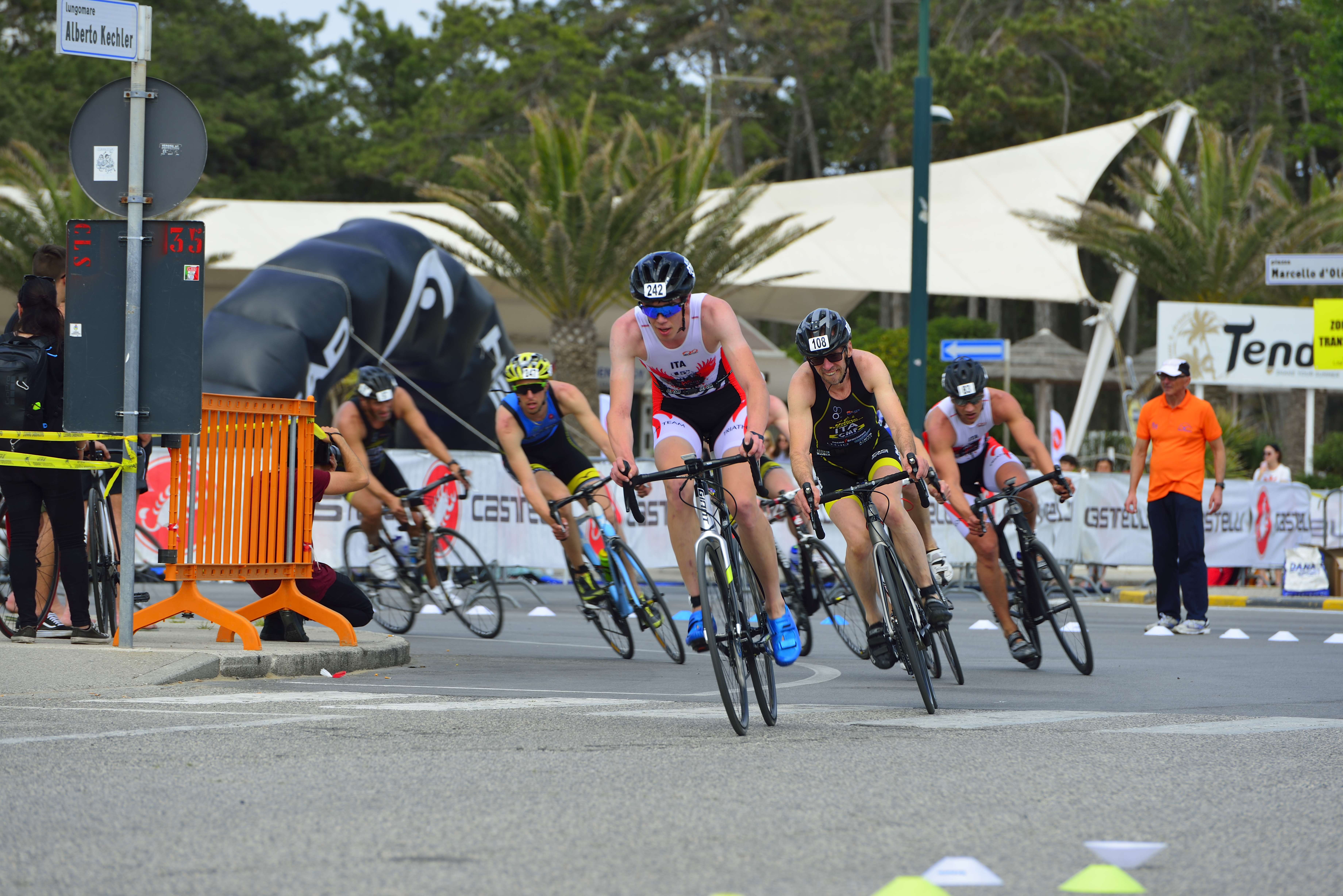 TRITEAM PEZZUTTI A FORZA 19 AL CAMPIONATO REGIONALE FVG TRIATHLON SPRINT DI LIGNANO SABBIADORO!