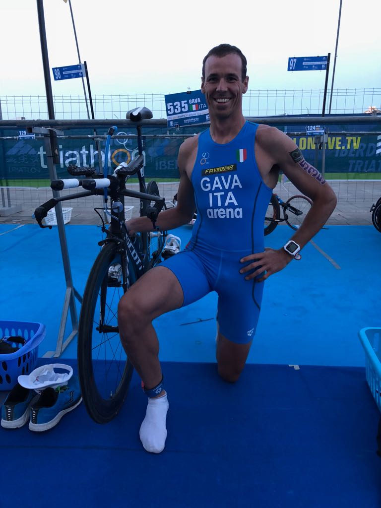 GAVA LUNEDI' IN INGHILTERRA CON LA NAZIONALE DI PARATRIATHLON PER LA WORLD CUP. DOMENICA CINQUE ALFIERI DEL TRITEAM AL LE BANDIE TRIATHLON DI LOVADINA