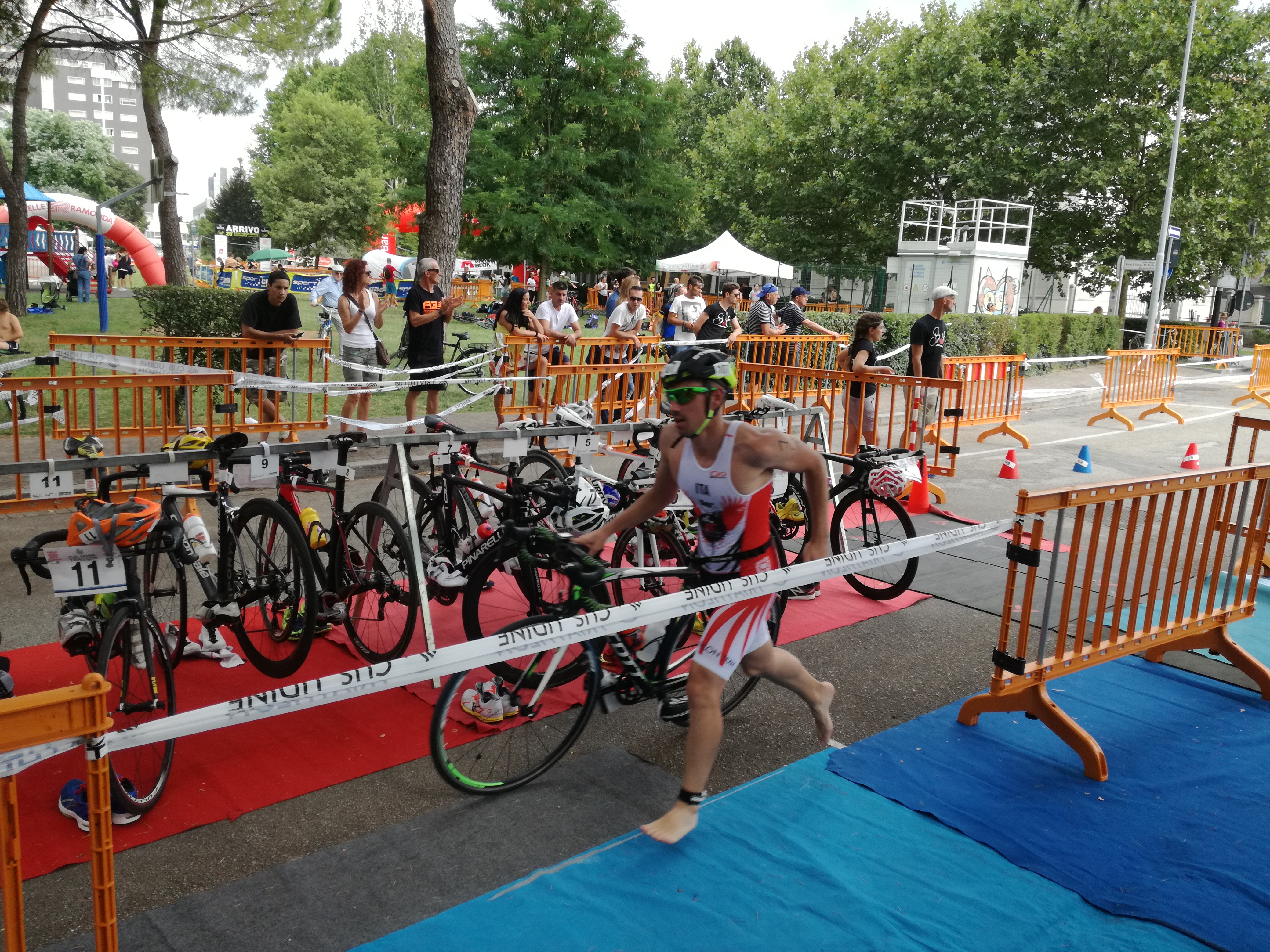 TRIATHLON TEAM PEZZUTTI IN GRANDE SPOLVERO AL "TRIATHLON SPRINT CITTA' DI UDINE": VITA, GAVA, BRUNO E TURCHET SUL PODIO