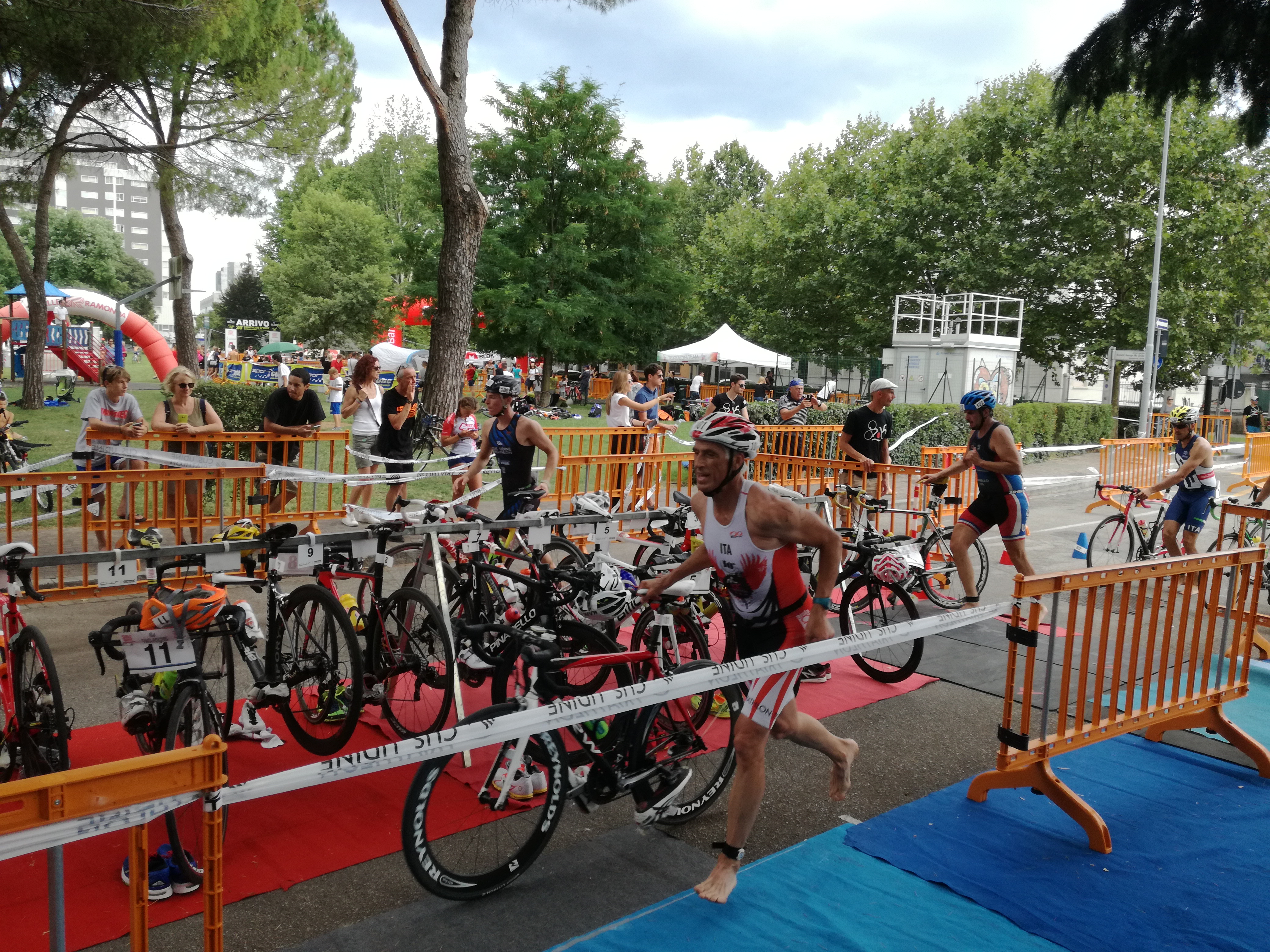 TRIATHLON TEAM PEZZUTTI IN GRANDE SPOLVERO AL "TRIATHLON SPRINT CITTA' DI UDINE": VITA, GAVA, BRUNO E TURCHET SUL PODIO