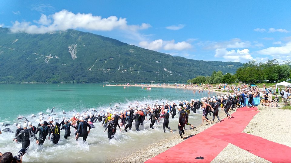 TRIATHLON TEAM PEZZUTTI IN LUCE ALLO SPRINT DI FARRA D'ALPAGO CON OTTO TRIATLETI IN GARA. SUGLI SCUDI ALESSANDRO VITA CON UN OTTIMO 21° POSTO ASSOLUTO