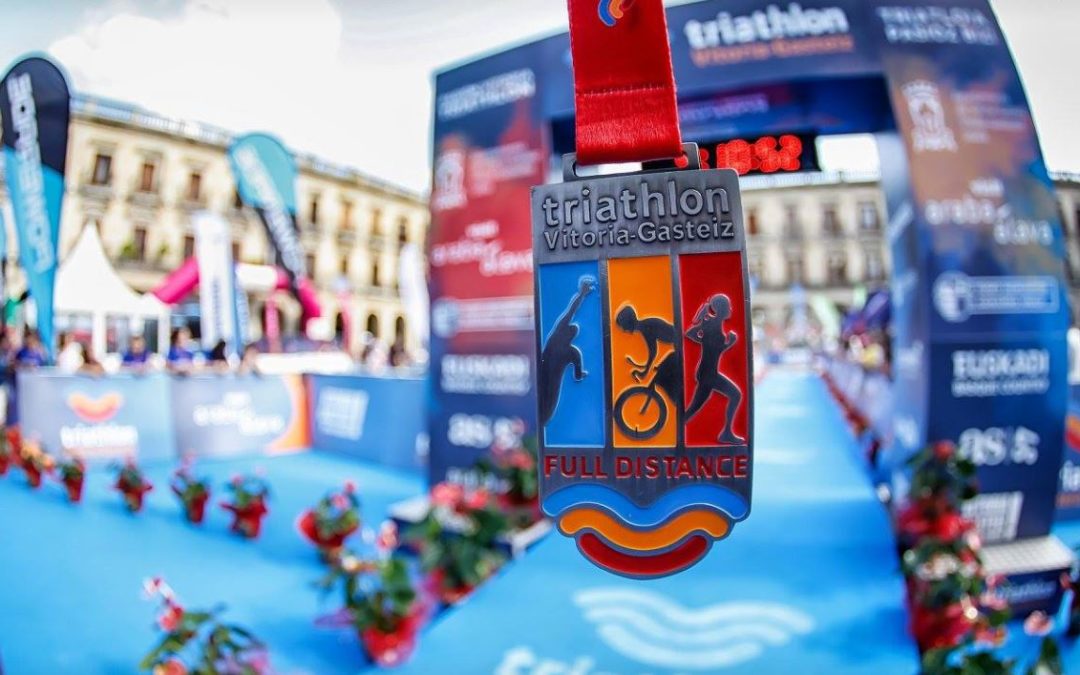 STEFANO SAMBATI PORTA A TERMINE IL DURISSIMO “TRIATHLON VITORIA-GASTEIZ” NEI PAESI BASCHI, IL SUO 13° IRONMAN IN CARRIERA