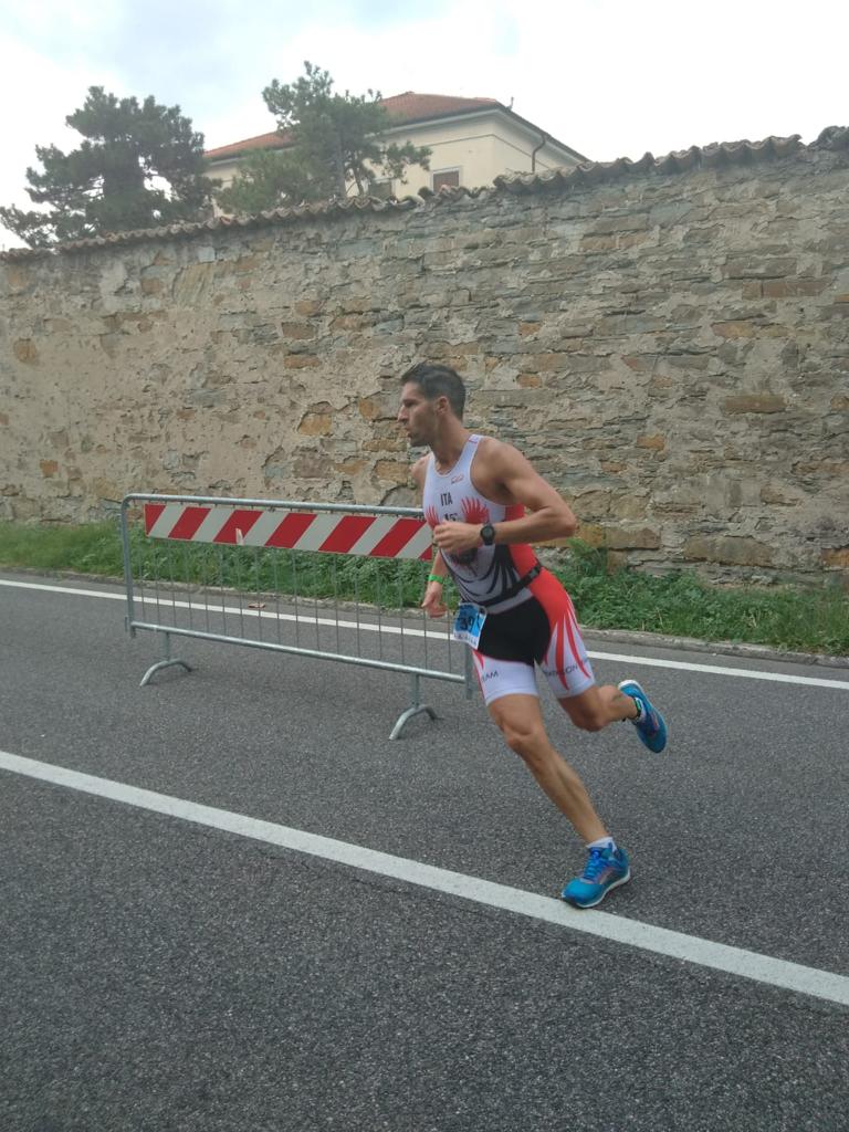 ANCORA TRE PODI PER IL TRITEAMPN A MUGGIA: A. VITA 12° ASSOLUTO E 1° DI CATEGORIA NELL'OLIMPICO, GAVA E BRUNO PRIMI DI CAT. NELLO SPRINT