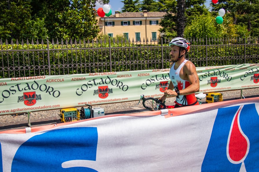 SEI PORTACOLORI DEL TRIATHLON TEAM PEZZUTTI SABATO A MUGGIA SULLE DISTANZE SPRINT E OLIMPICO