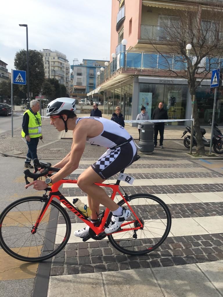 PIETRO FEDRIGO 1° POSTO DI CATEGORIA JUNIOR AL DUATHLON DI CHIOGGIA!