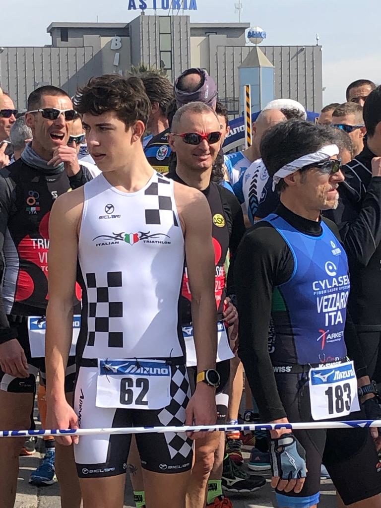 PIETRO FEDRIGO 1° POSTO DI CATEGORIA JUNIOR AL DUATHLON DI CHIOGGIA!