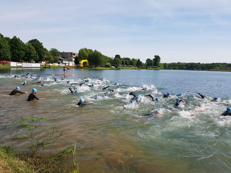 MATTEO BOZ E DENIS CASETTA FINISHER ALL’AUSTRIAN 1/2 IRON TRIATHLON