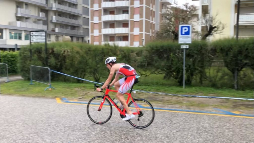 POSITIVE PRESTAZIONI DEI SETTE PORTACOLORI DEL TRIATHLON TEAM  PEZZUTTI IN GARA NEL WEEKEND DEL 18 E 19 MAGGIO