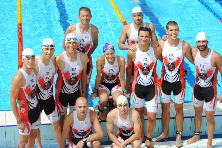 TRIATHLON TEAM PEZZUTTI A FORZA 14 A UDINE. DOPPIO IMPEGNO PER CARNELOS E SPADOTTO