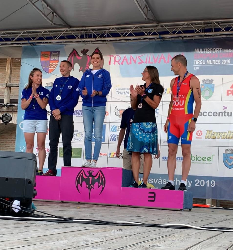 ELISABETTA VILLA CAMPIONESSA EUROPEA DI CATEGORIA NEL TRIATHLON MEDIO AI CAMPIONATI EUROPEI MULTISPORT IN ROMANIA