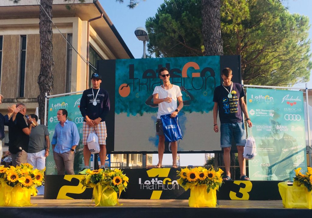TRIATHLON TEAM PEZZUTTI SUGLI SCUDI A GRADO NELL'OLIMPICO E NELL'AQUATHLON