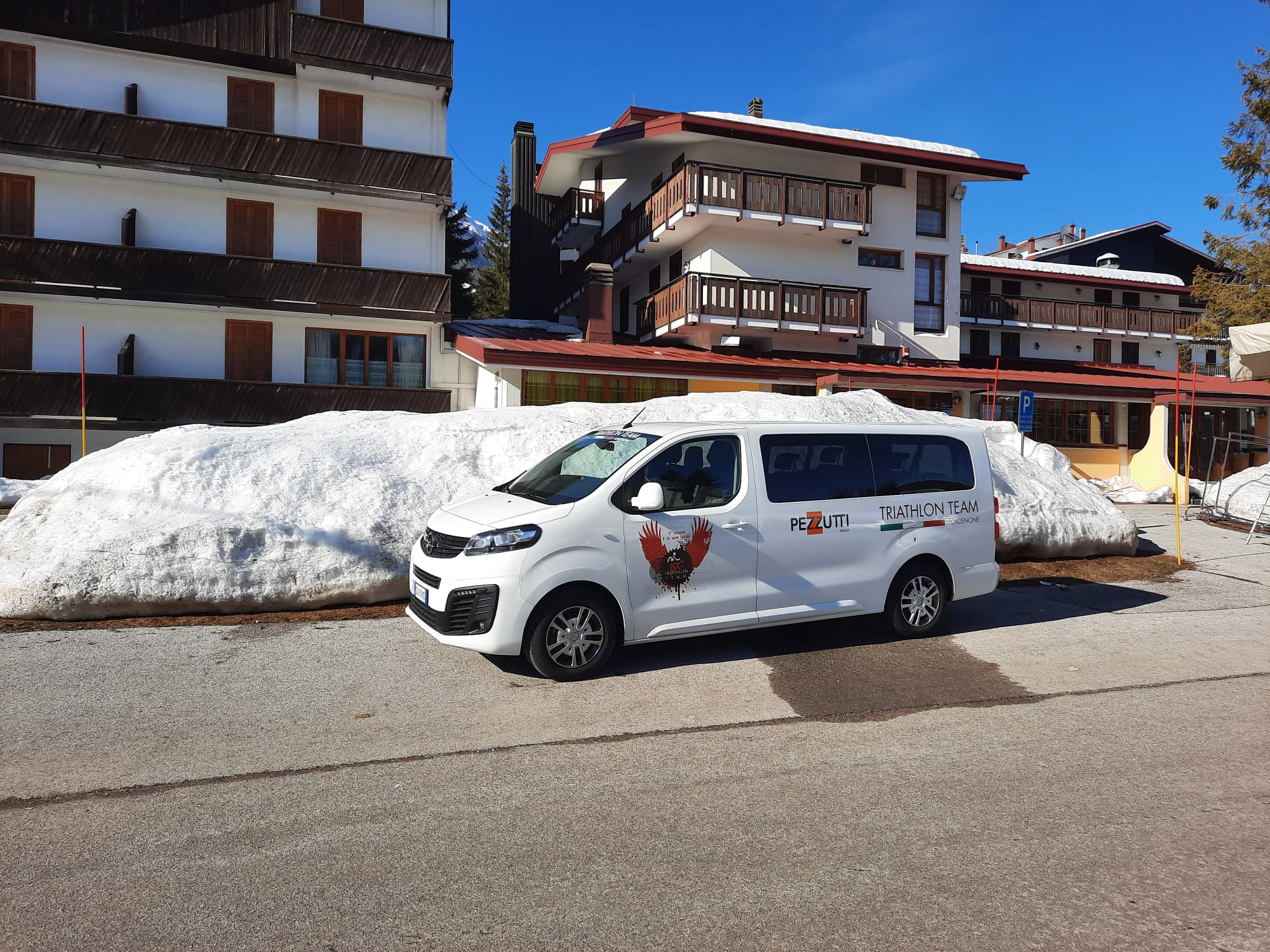 ANCORA ALLENAMENTI SULLA NEVE PER GLI ATLETI DEL TRITEAM