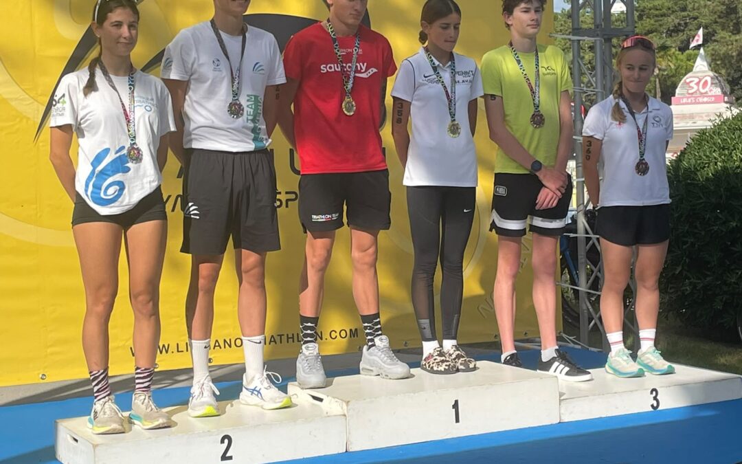 Triathlon di Lignano, TriTeamPordenone protagonista: vittorie, podi e titolo regionale Giovani